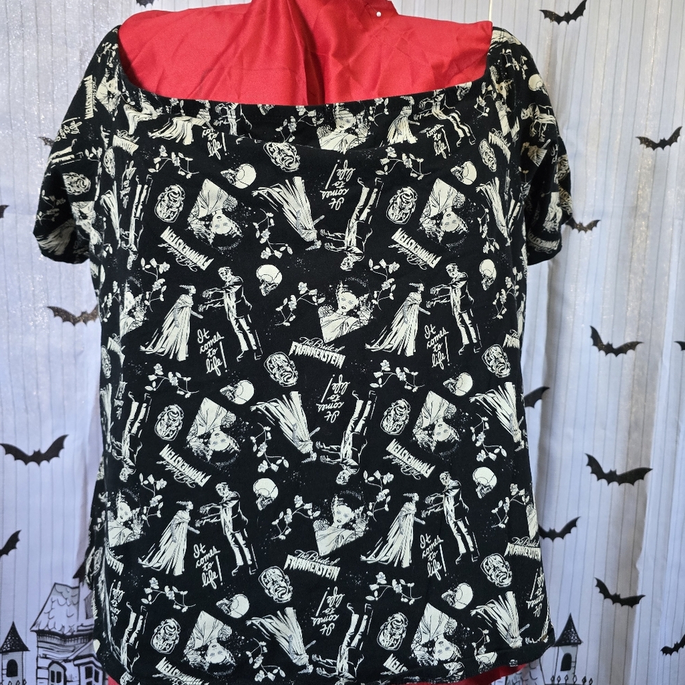 Torrid size 5 Bride shirt